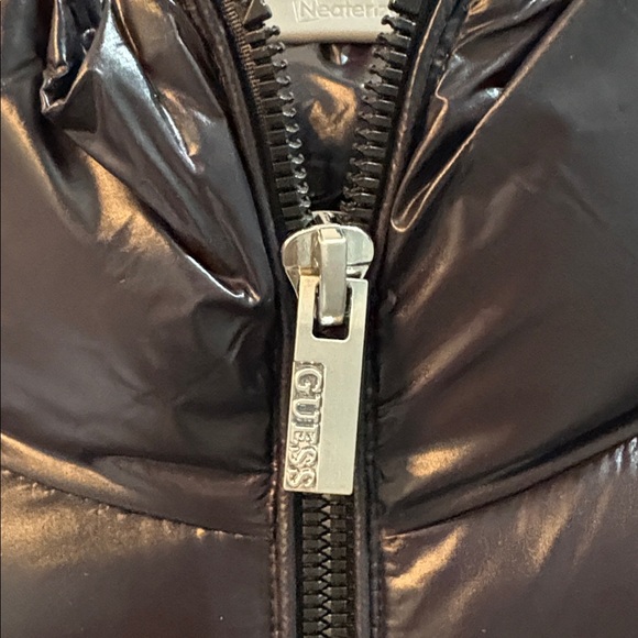 Guess Women's Shiny Black Puffer Jacket. Small. NWT! - Picture 4 of 6